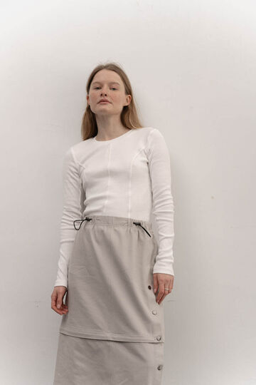 Молочний лонгслів Basic