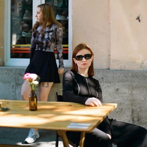 Чорний лонгслів Basic