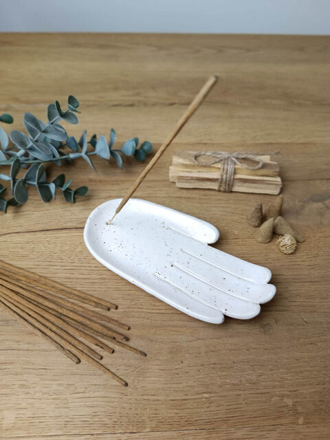 Light palm with splashes