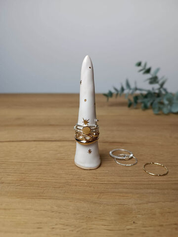 White large cone for rings with the painting of Stars