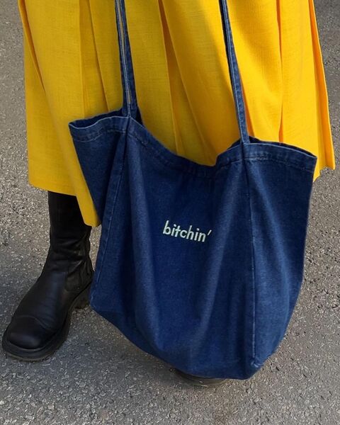 Denim shopper "Bitchin'"
