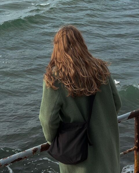 Черный шоппер с фиксированной ручкой