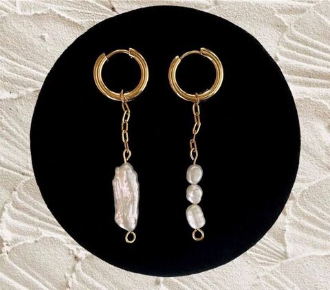 Асимметричные серьги с жемчугом на цепочке