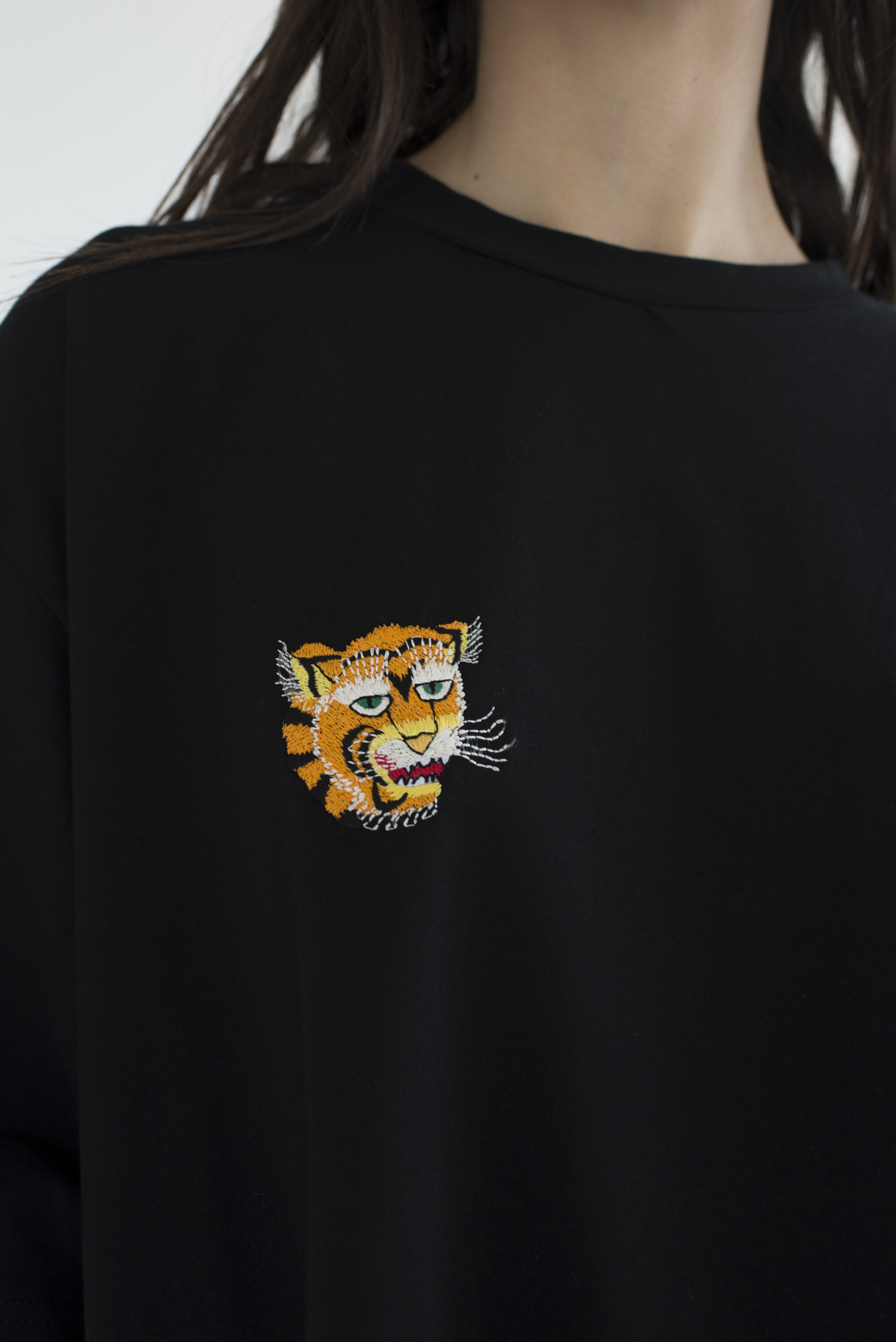 Чорна футболка High Tiger