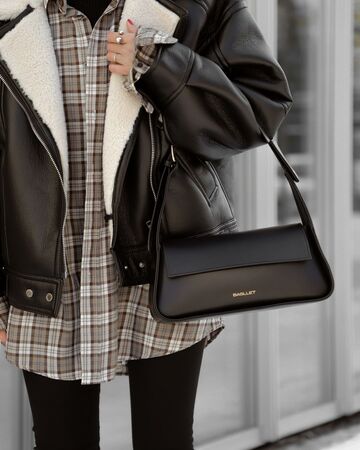 BG125 Bag Black Tuscany