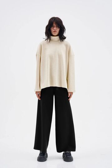 Чорні подовжені штани на запах Right to life