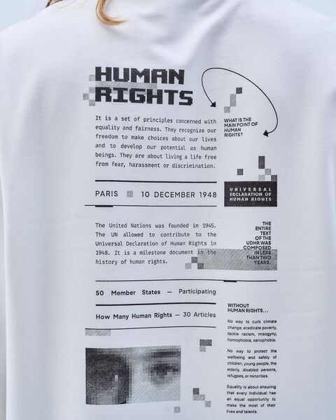 Білий лонгслів Human Eye