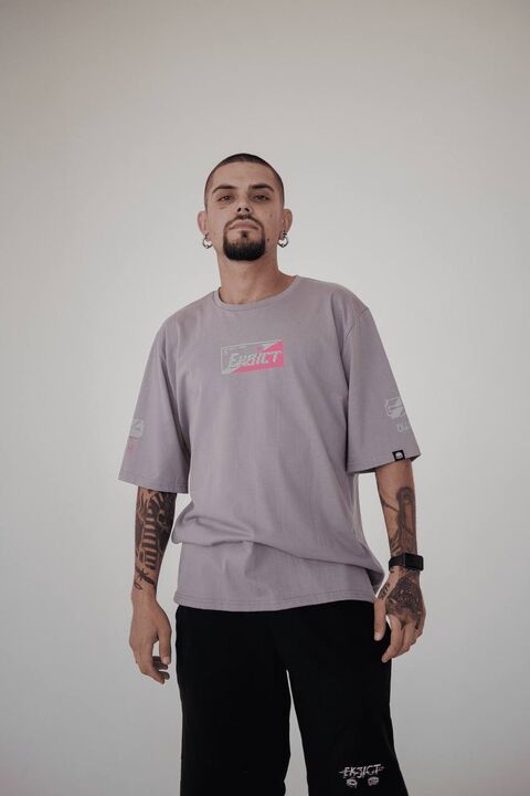 Сіра футболка Леза