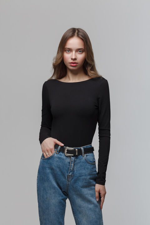 Чорне боді Taurus