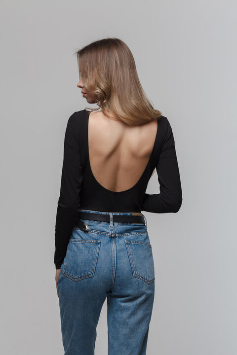 Чорне боді Taurus