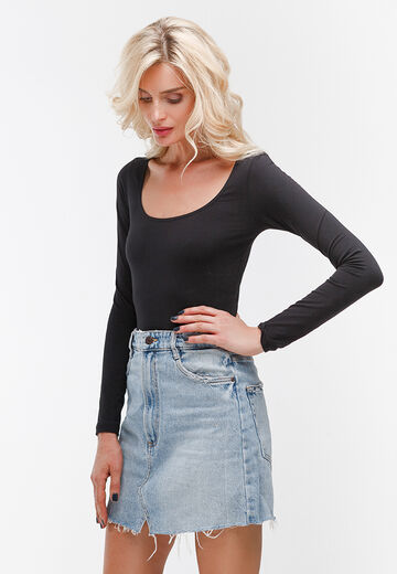 Чорне боді Tuesday