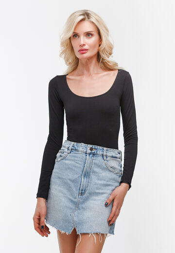 Чорне боді Tuesday