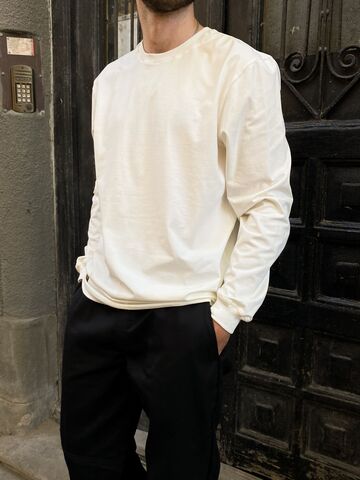 Бежевый лонгслив