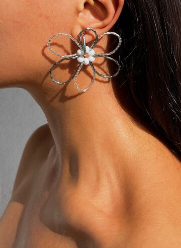 Earring Silver flower with white