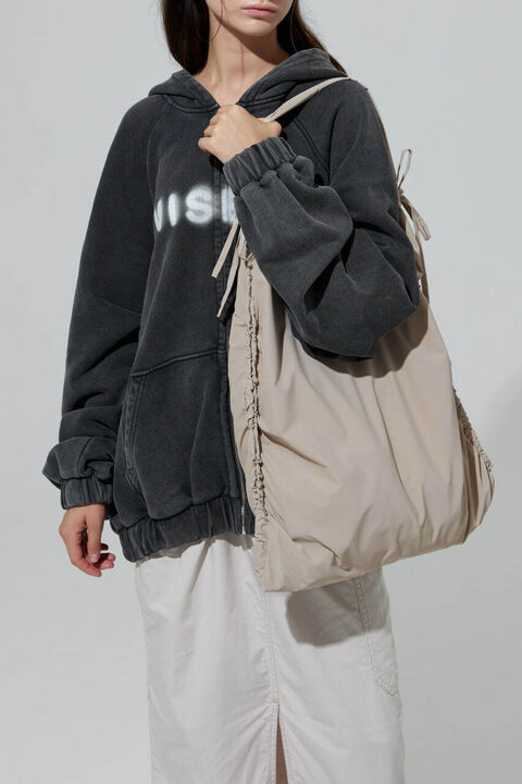 Бежева сумка Fold bag