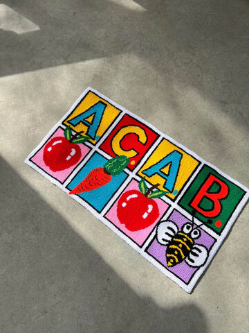 Rug ACAB