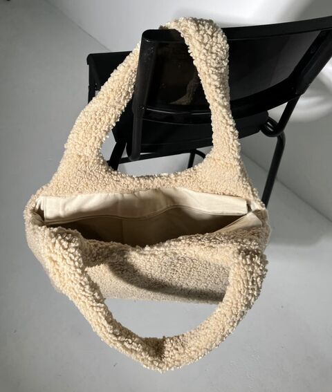 Beige hard bag Teddy