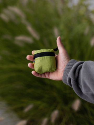 Shopper made of recycled plastic bottles oliva