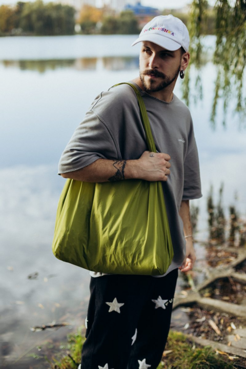 Shopper made of recycled plastic bottles oliva