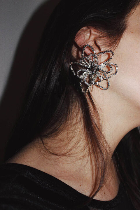 Silver hematite flower earring