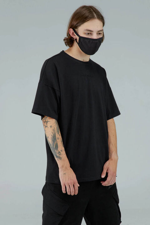 Чорна футболка Тур