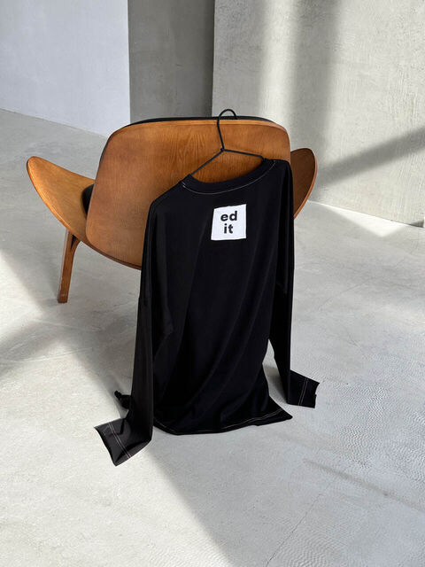 Black longsleeve
