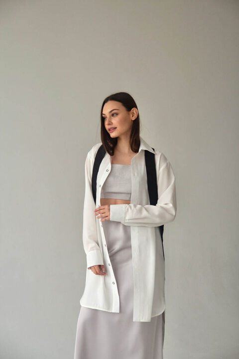 White elongated shirt