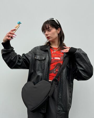 Чорна сумка Heart Bag