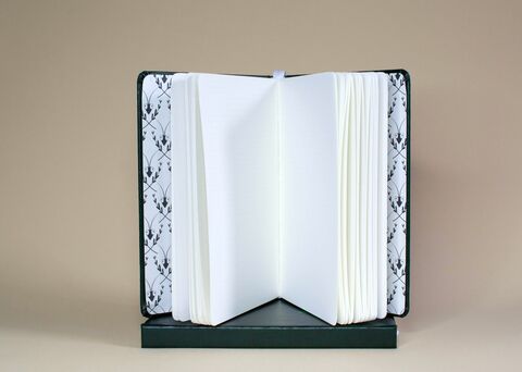 Блокнот Богомол