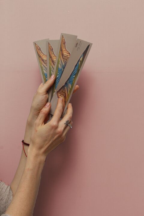 Біла скеля велика