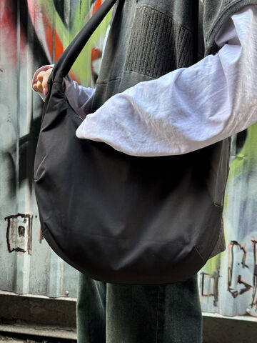 Moon bag lookblack