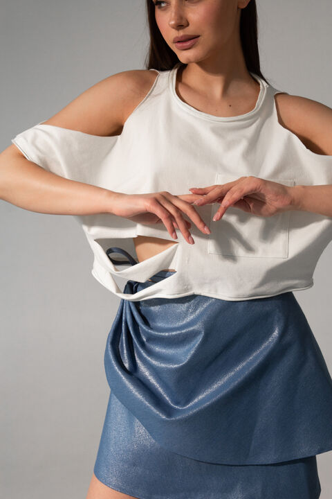 Denim skirt with metallic coating