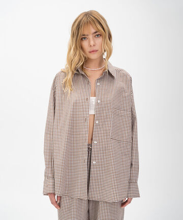 Shirt with a long sleeve in a brown check