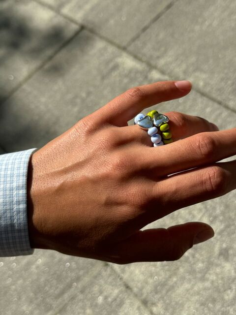 Блакитна каблучка зі срібним серцем