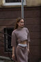 Short mocha sweatshirt made of three-thread fleece