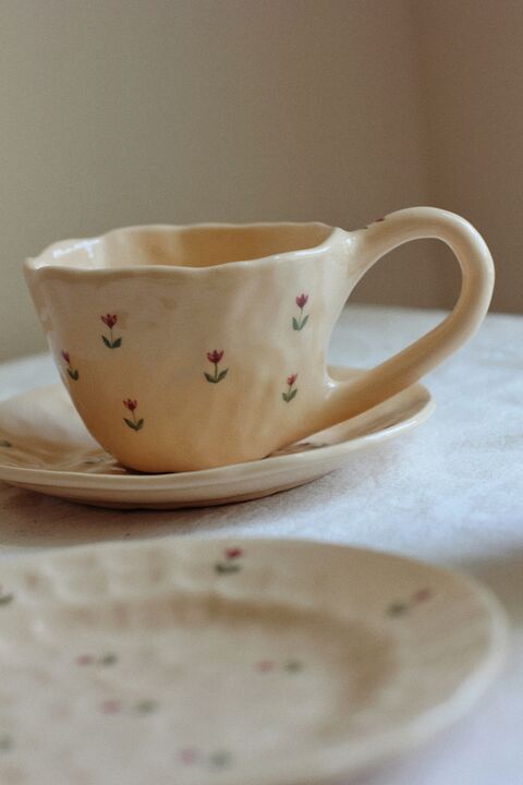 Набір чашка та тарілочка з великими тюльпанами