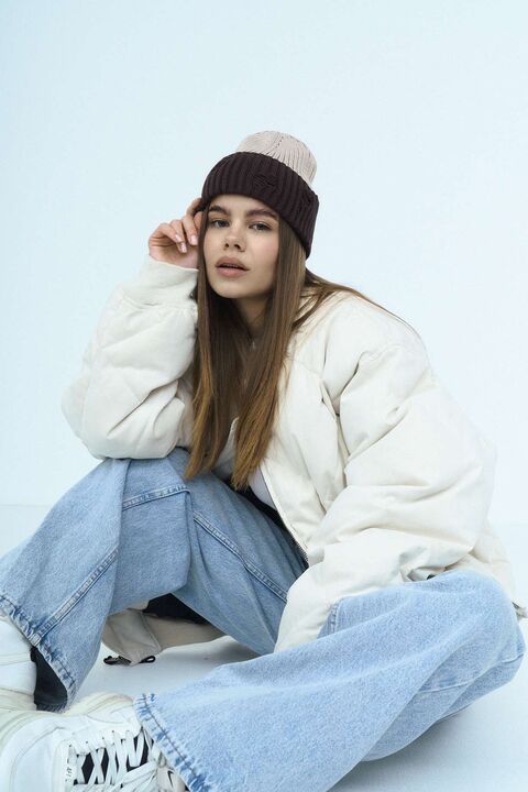 Brown-beige hat