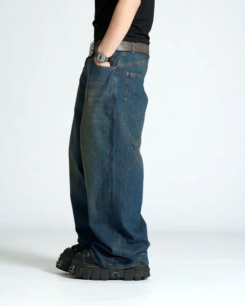 Oversized Skater Jeans in Dark Blue