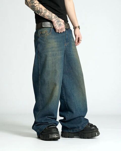 Oversized Skater Jeans in Dark Blue