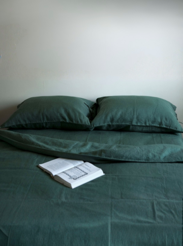 Solid green linen set