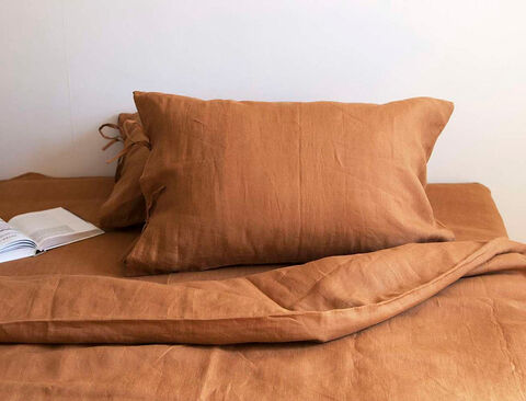 Solid linen set in 'Cinnamon'