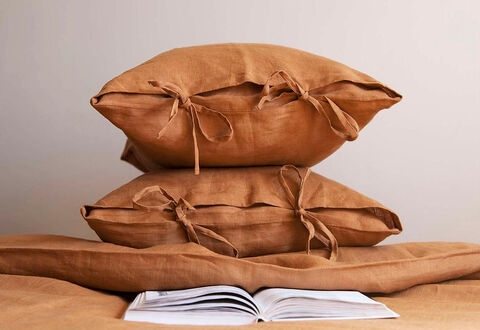 Solid linen set in 'Cinnamon'