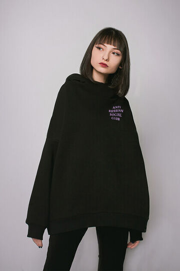 Чорне оверсайз худі ARSC з бузковим лого на спині