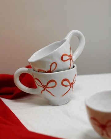 Cup of Bows