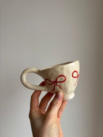 Cup of Bows