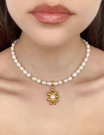 Natural pearl necklace "Golden Flower"