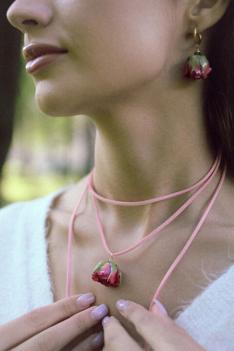 Pink choker Pendant Necklace Rose