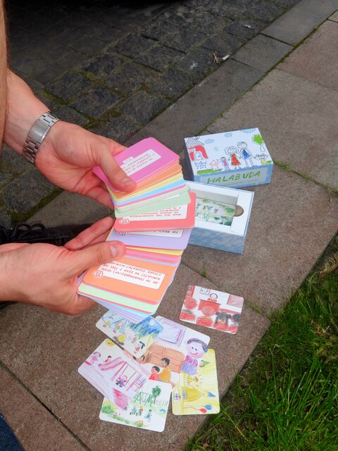 Halabuda - ностальгійна розмовна гра