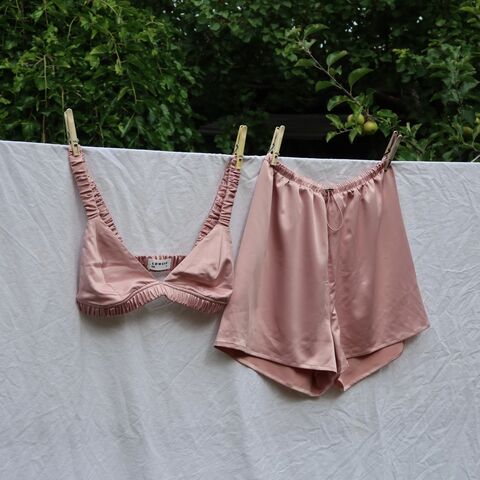 Satin shorts Pink