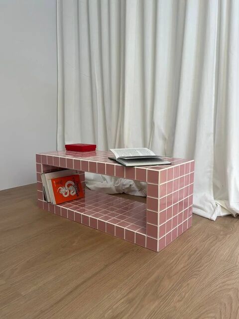 Столик Flat TV Table Tile 5 cm